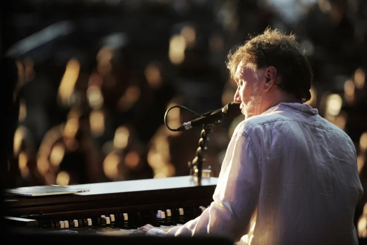 Steve Winwood Approved Photo 4.25.17.jpg