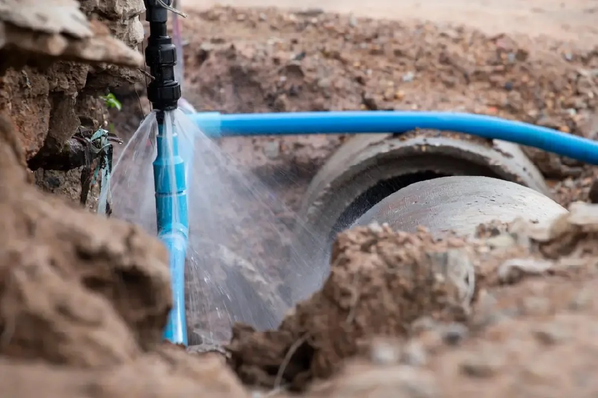 5 Things To Do If You Have a Pipe Burst