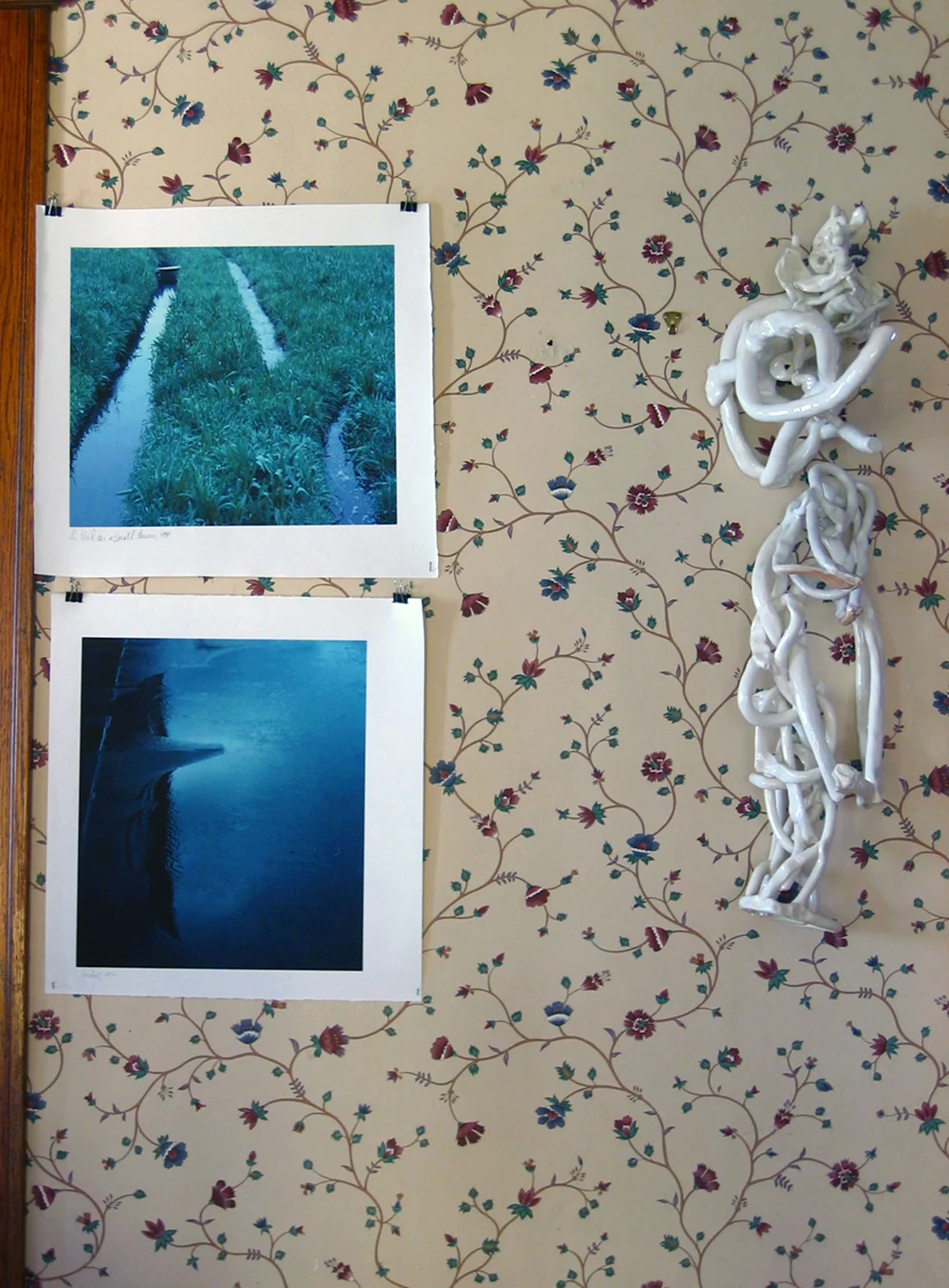 Descriptions without a place Track House 