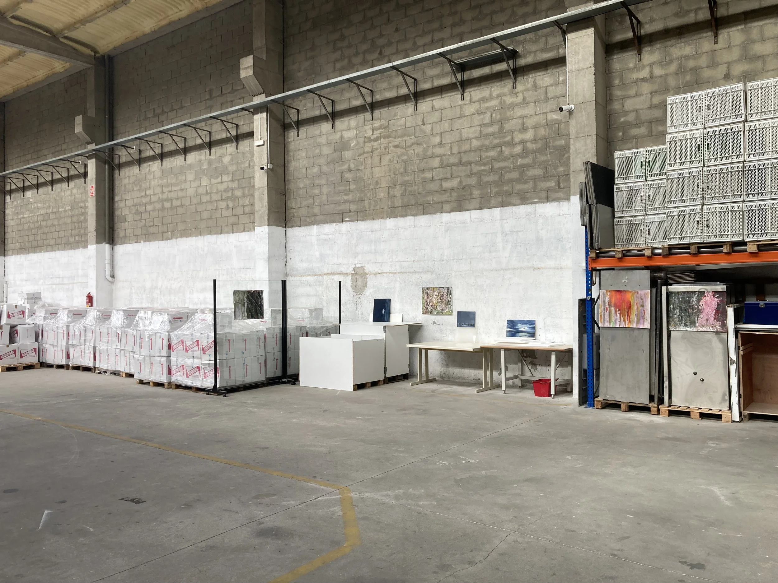 Almacen ( 2 view)  Sep 2025 Patricia Rieger, Xavier Toubes