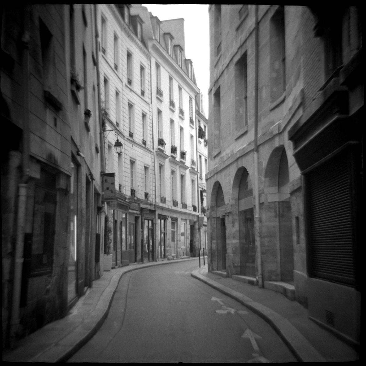 la marais - Copy.jpg