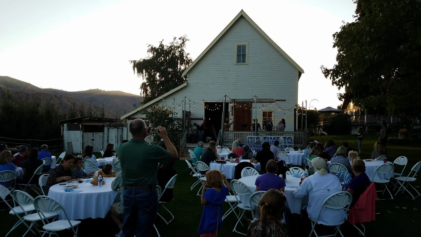 Ol' Dog Days 2017 at Sunshine Ranch.jpg