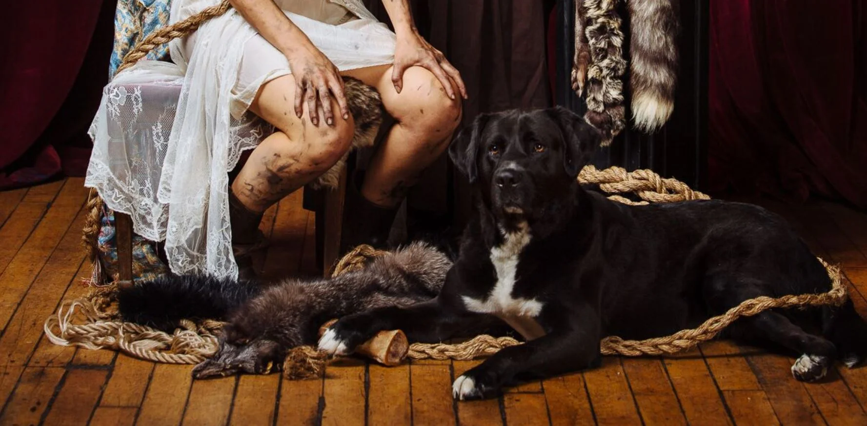 SHE DOES THE CITY - THE PHILOSOPHER'S WIFE