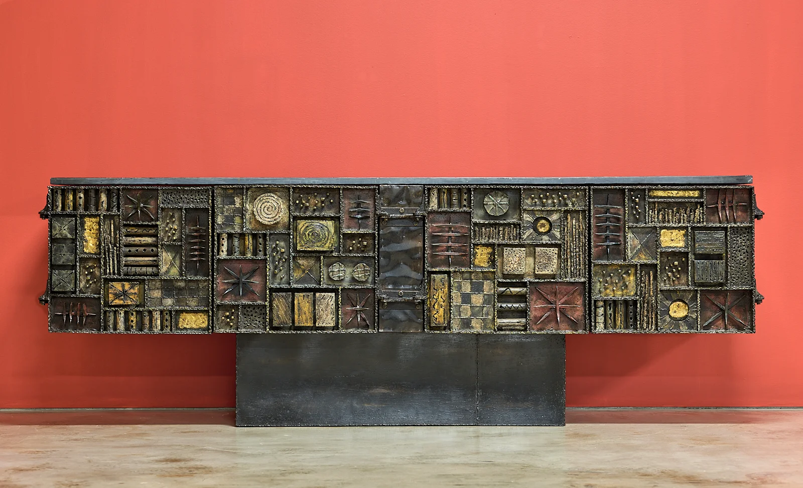 Important Forge / Scupture front cabinet, ca. 1970s