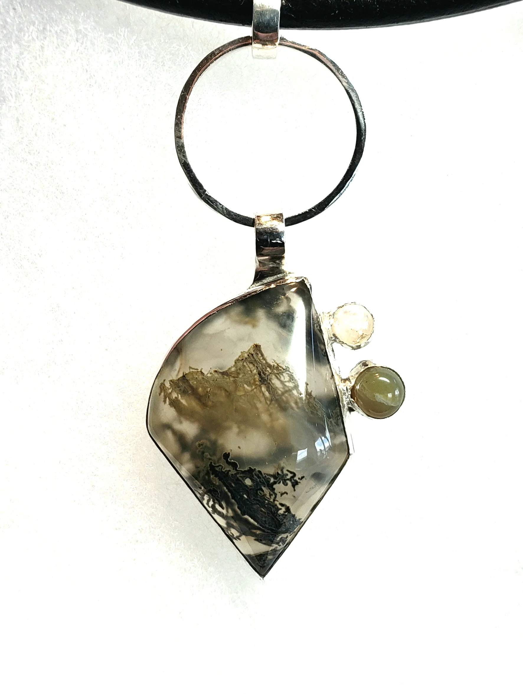 Moss Agate, Angels and Old Wood