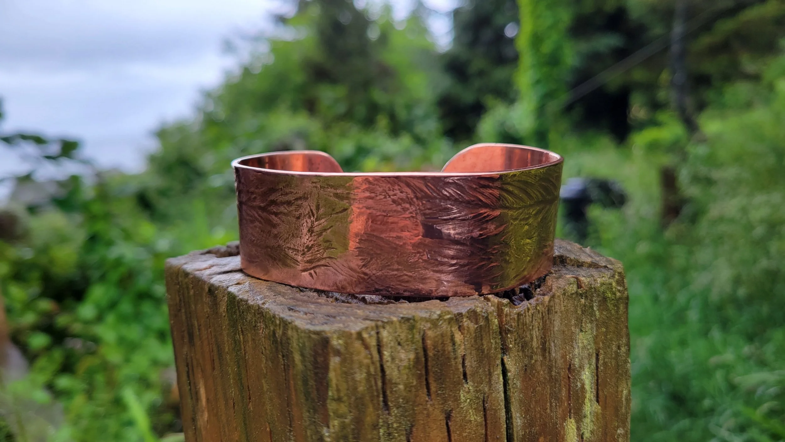 Pine Branch Cuff (Uni Large)