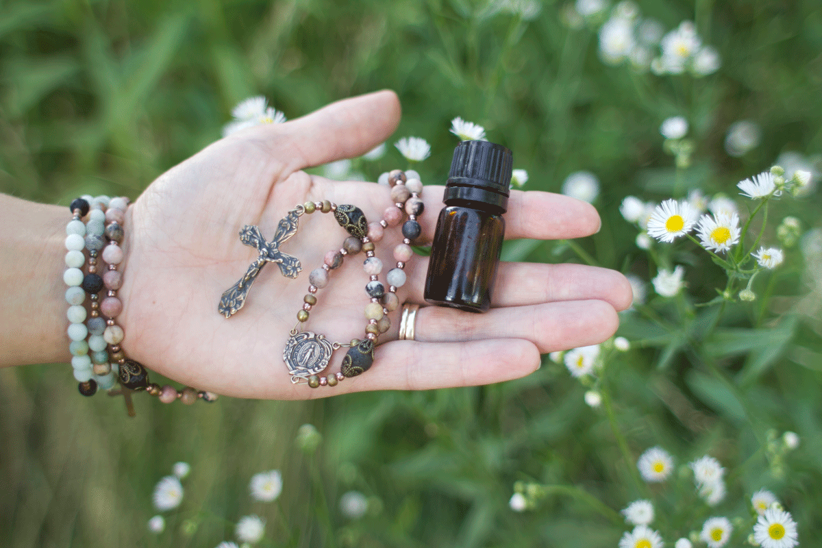 Aroma-Rosary-647.png
