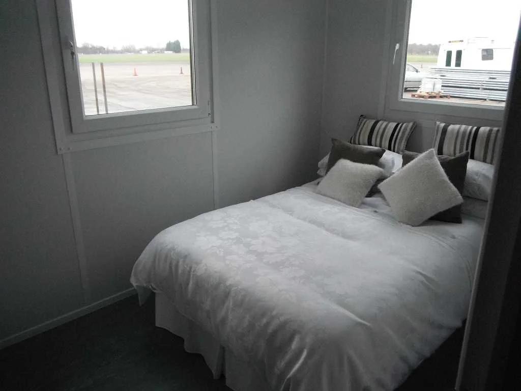 Container Home Bedroom.jpg