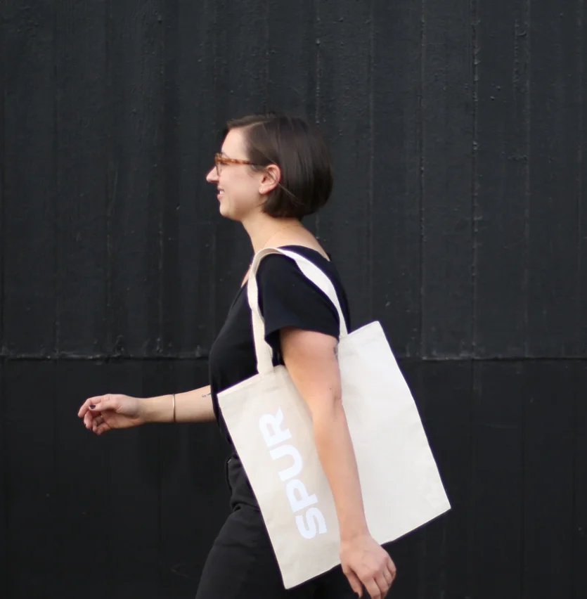 tote-02.jpg