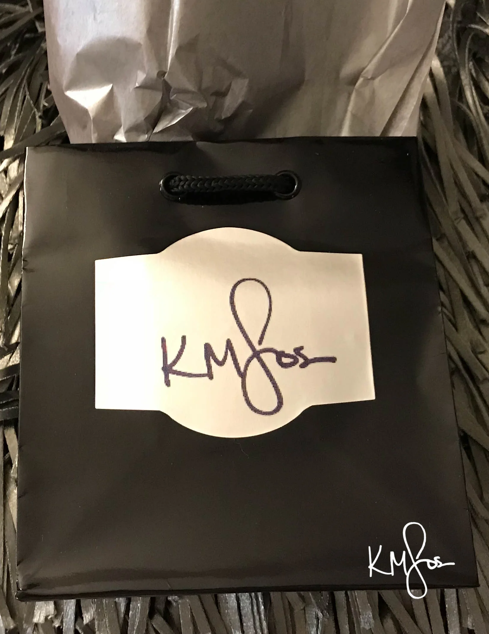 "Taste of KMFos" - Earrings