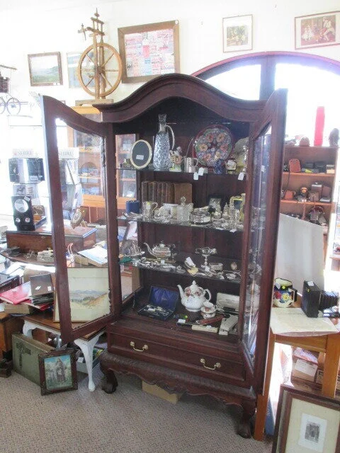 GREAT RANGE OF ENGLISH CHINA AND STERLING SILVER.