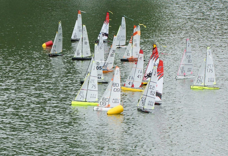Play to sail: 4 key basic actions to master steering a rc sailboat