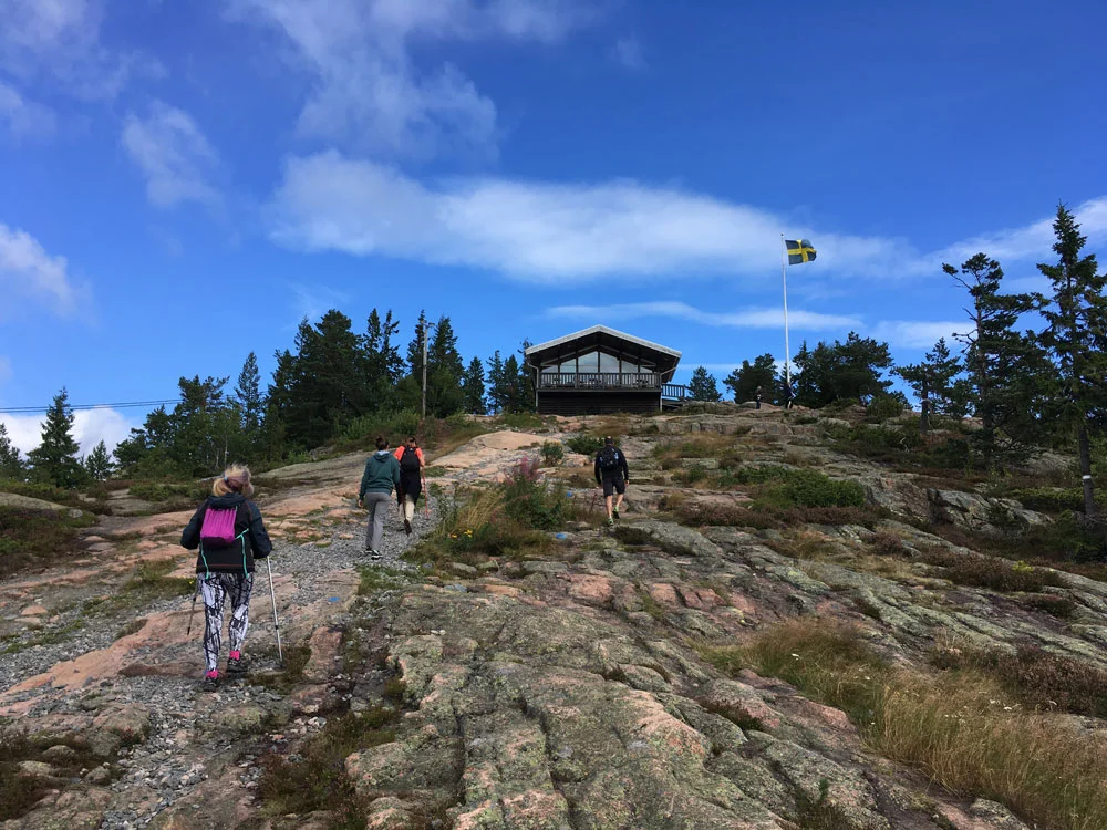 high-coast-sailors-hiking-skuleberget-from-the-pier-in-docksta.jpg