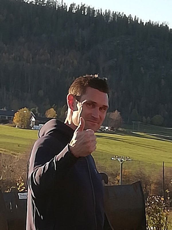 Marcus-Lindberg-Personal-Trainer-Docksta-Hoga-Kusten-outdoor-training.jpg