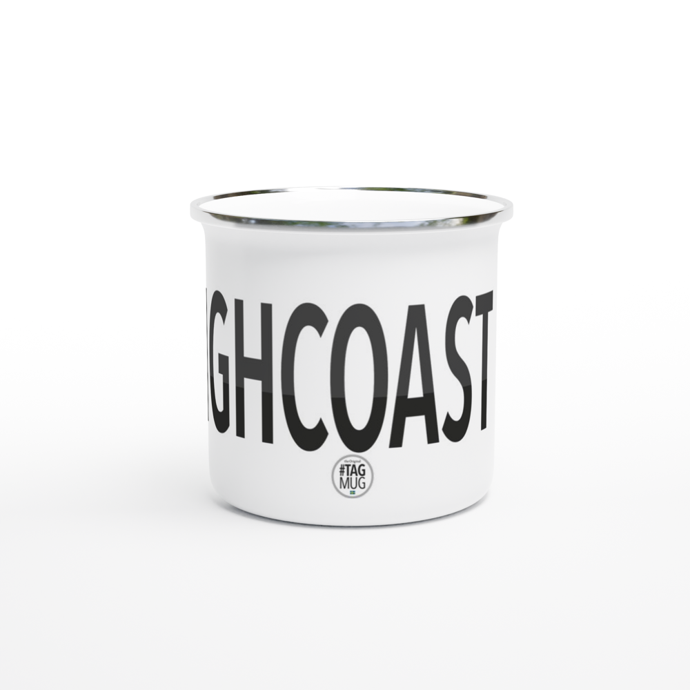 The picture shows the 12oz white enamel mug "#HIGHCOAST Höga Kusten" from the series HIKING #TAGMUG™, taken from the side opposite to the handle