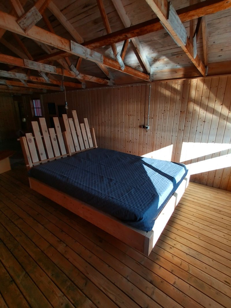 glamorous-bed-seaview-docksta-hoga-kusten-airbnb-experience.jpg