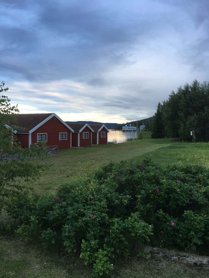 classic-nordic-boathouses-to-overnight-hoga-kusten-sweden-docksta-leden-trail-seaside.jpg