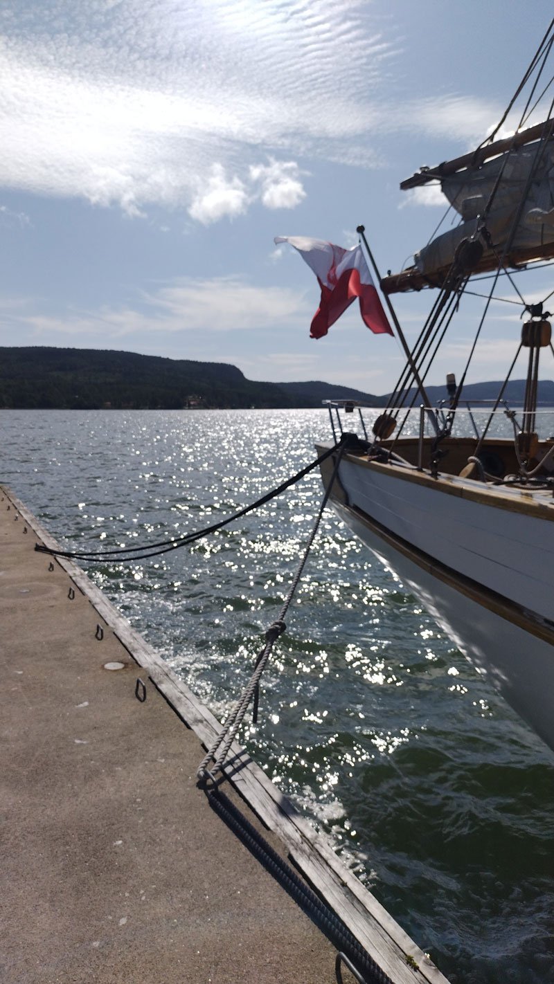 sts-general-zaruski-mooring-baltic-gasthamn-docksta-hoga-kusten.jpg