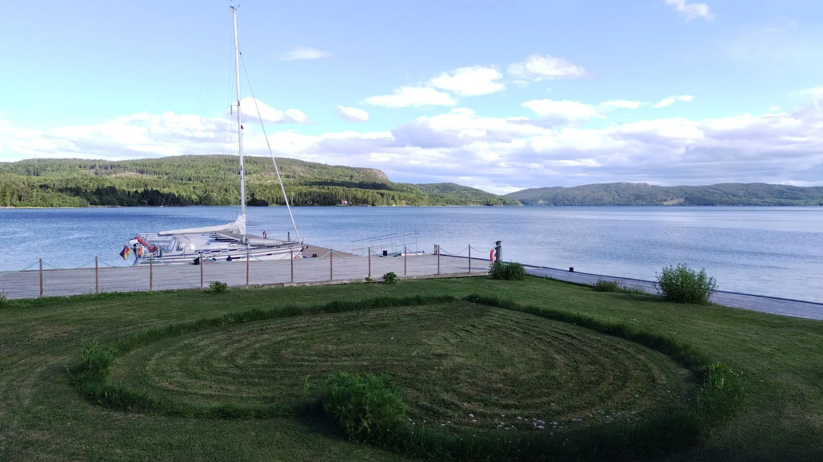 docksta-fjord-marina-gasthamn-base-camp-hoga-kusten-heart-sailors-workation-airbnb-escape.jpg