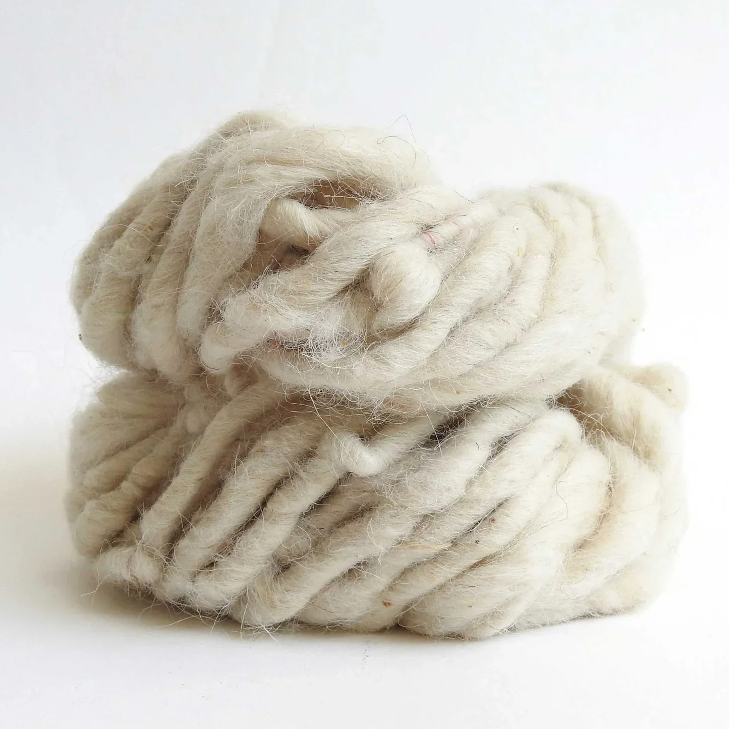 shopify-wool-felted-thick-chunky-bulky-natural-wool-3.webp
