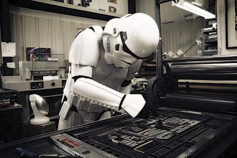 49_stormtroopers-devil-1000w.jpg