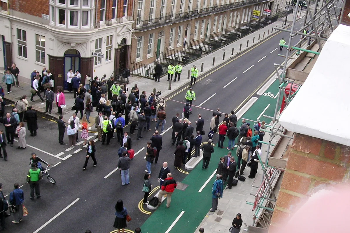 This is what the street looked like when I got back from Faulkners. You can see the street crossing in the upper right corner where the bus was.