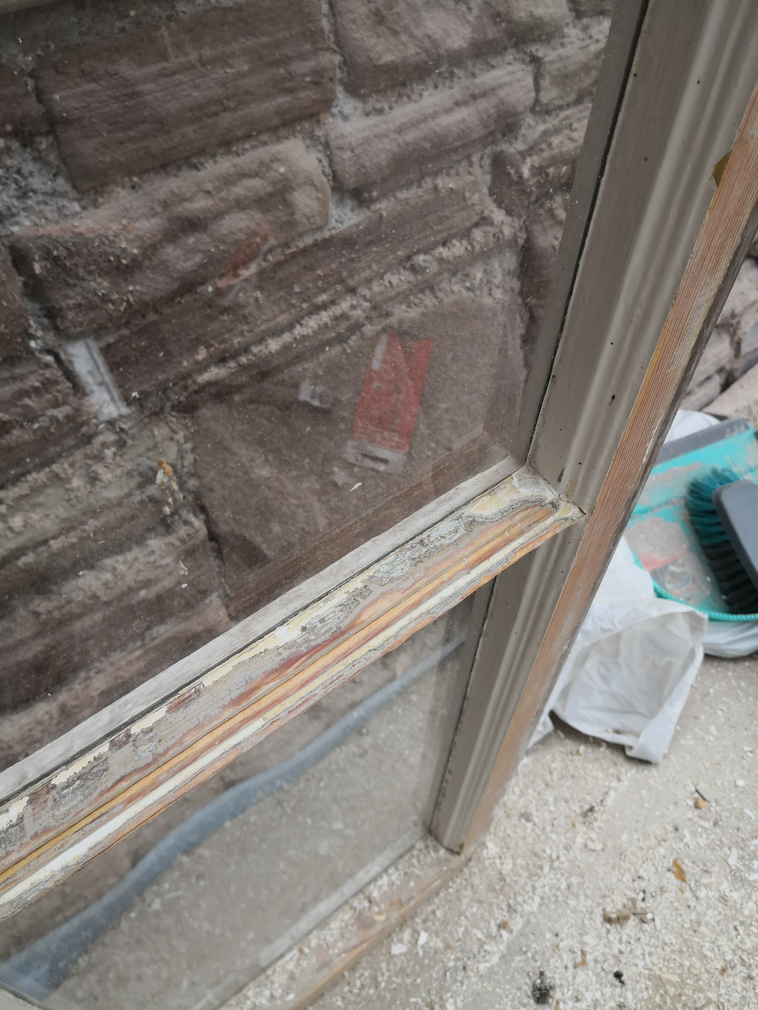Renosash - The Sash Window Experts - Gloucestershire -sash window restoration and painting_31.jpg