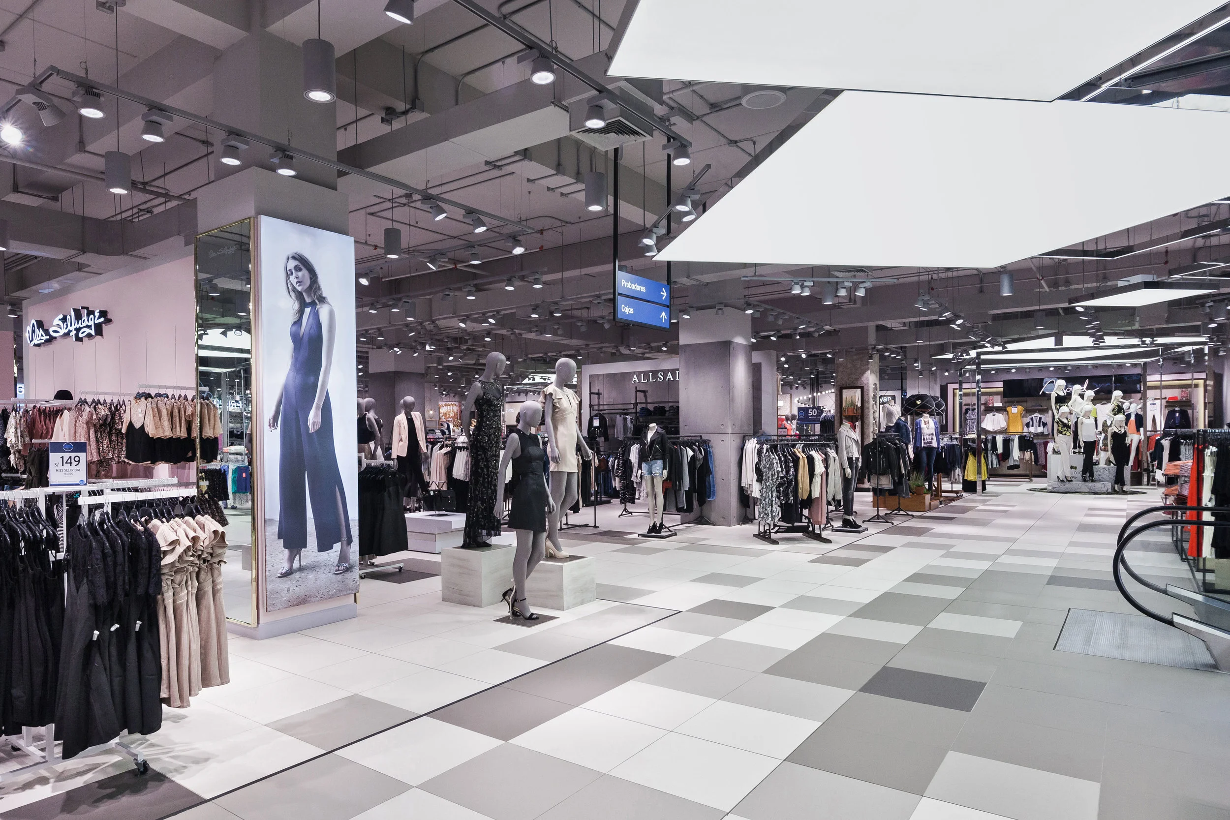 Paris women department