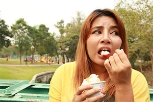 emotional-eating.jpg