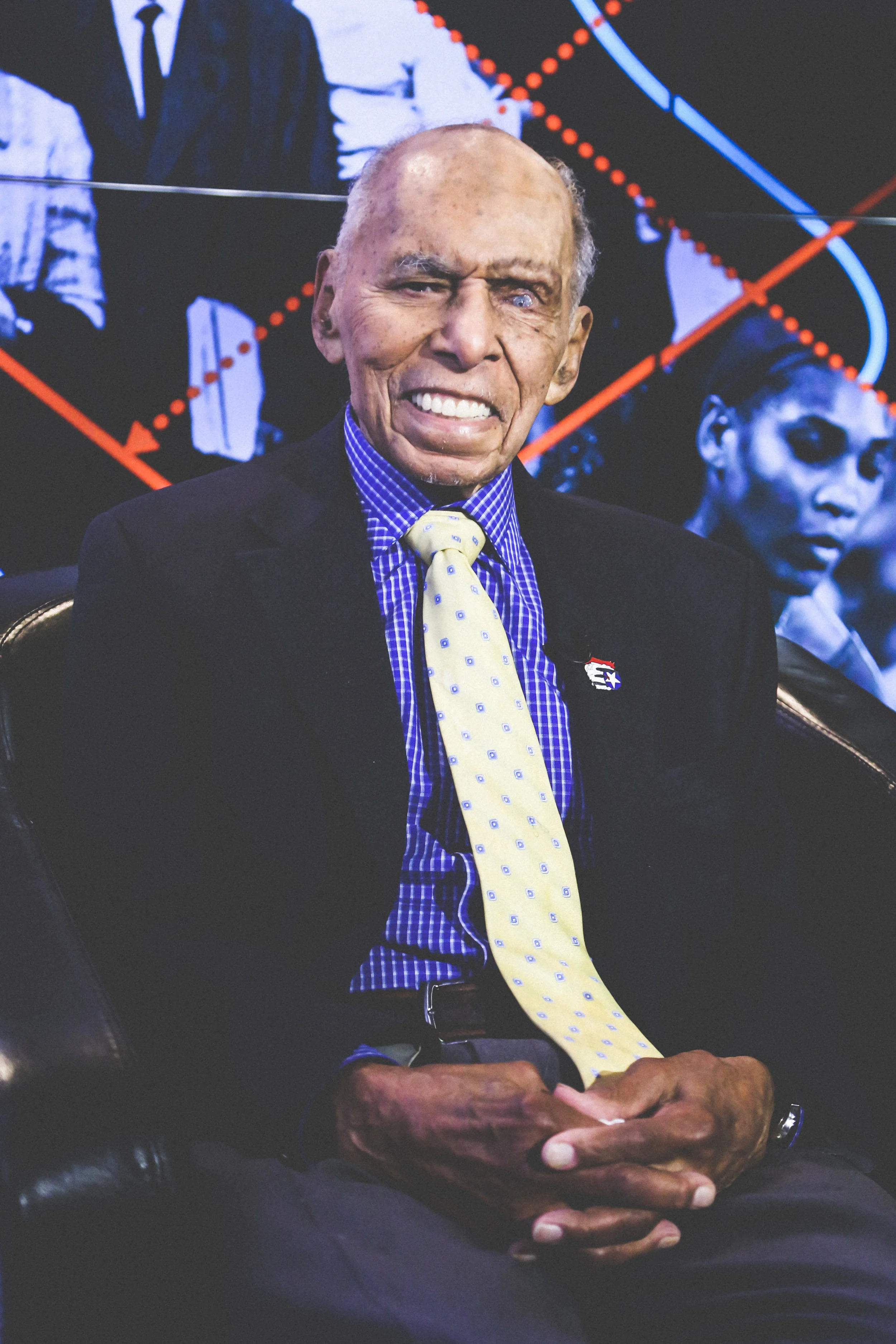 DR. ROSCOE C. BROWN Tuskegee Airman https://youtu.be/hsMWMyPdYkA