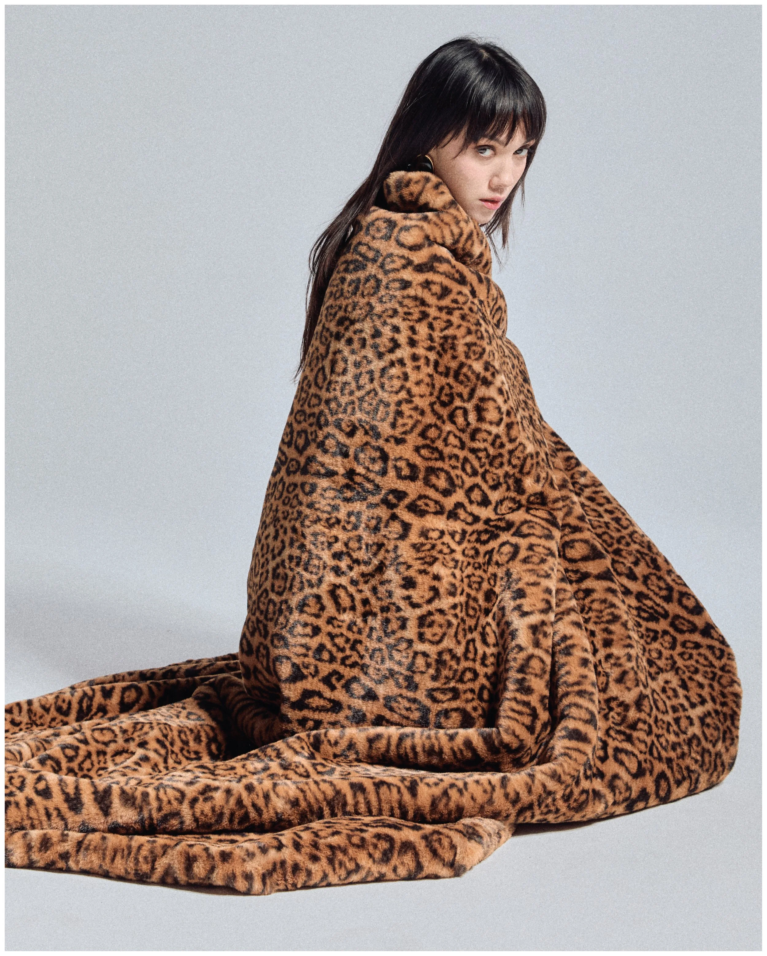NO-LOGO-2025-HOLIDAY-BRADY-LEOPARD-02.jpg