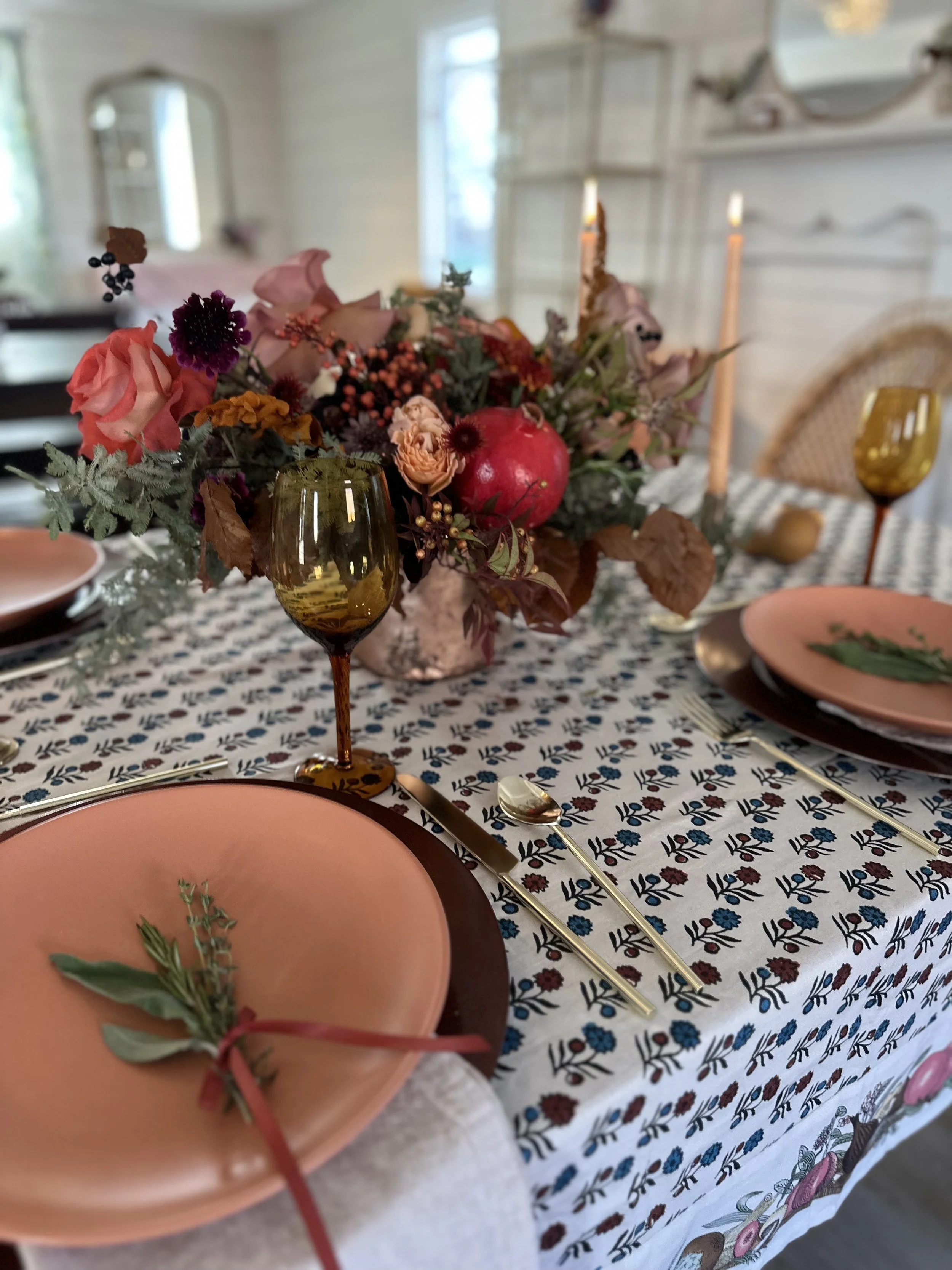 How to Elevate Your Thanksgiving Tablescape