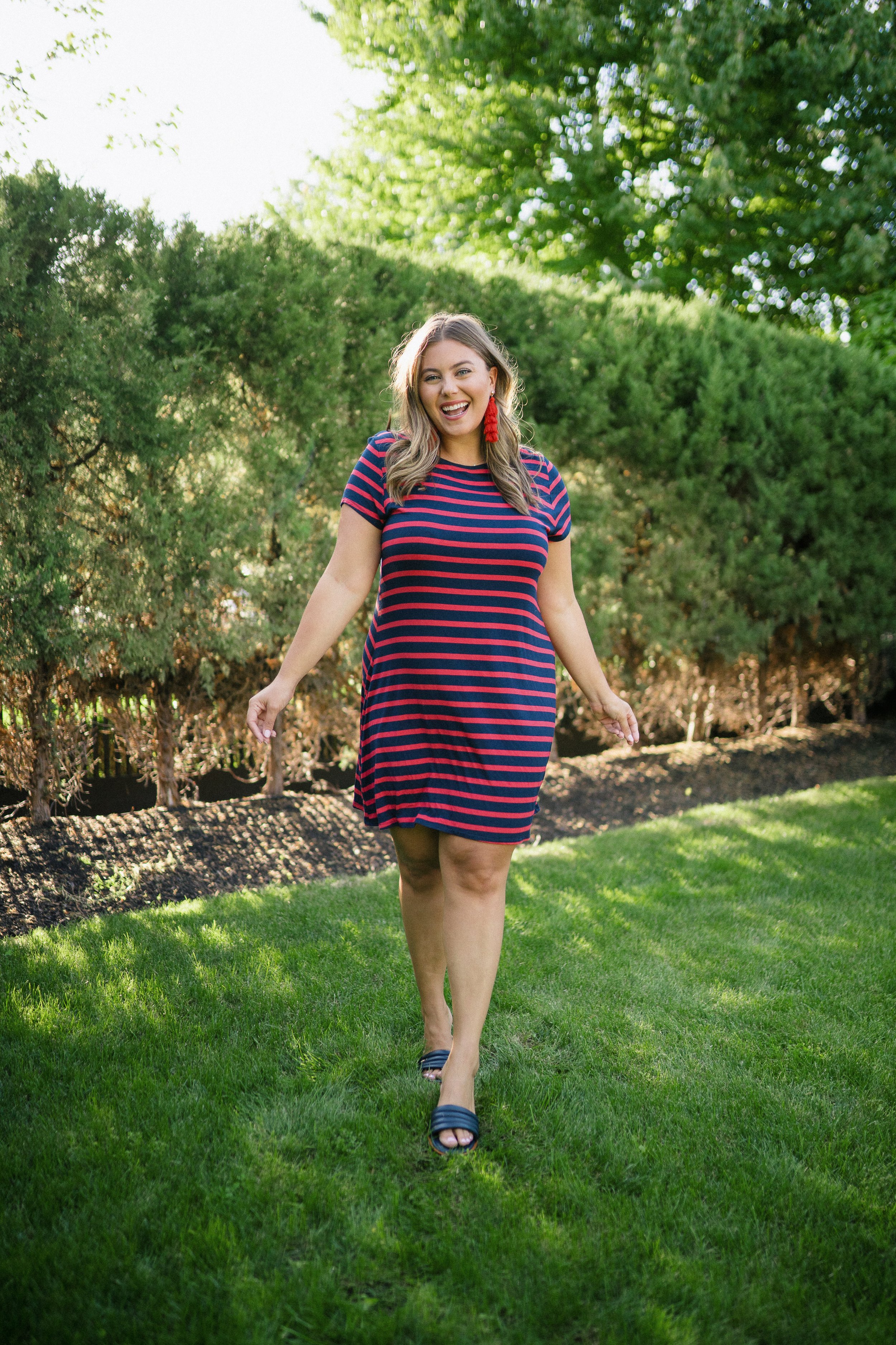 3 Tips for Styling a LulaRoe Carly Dress for Fall