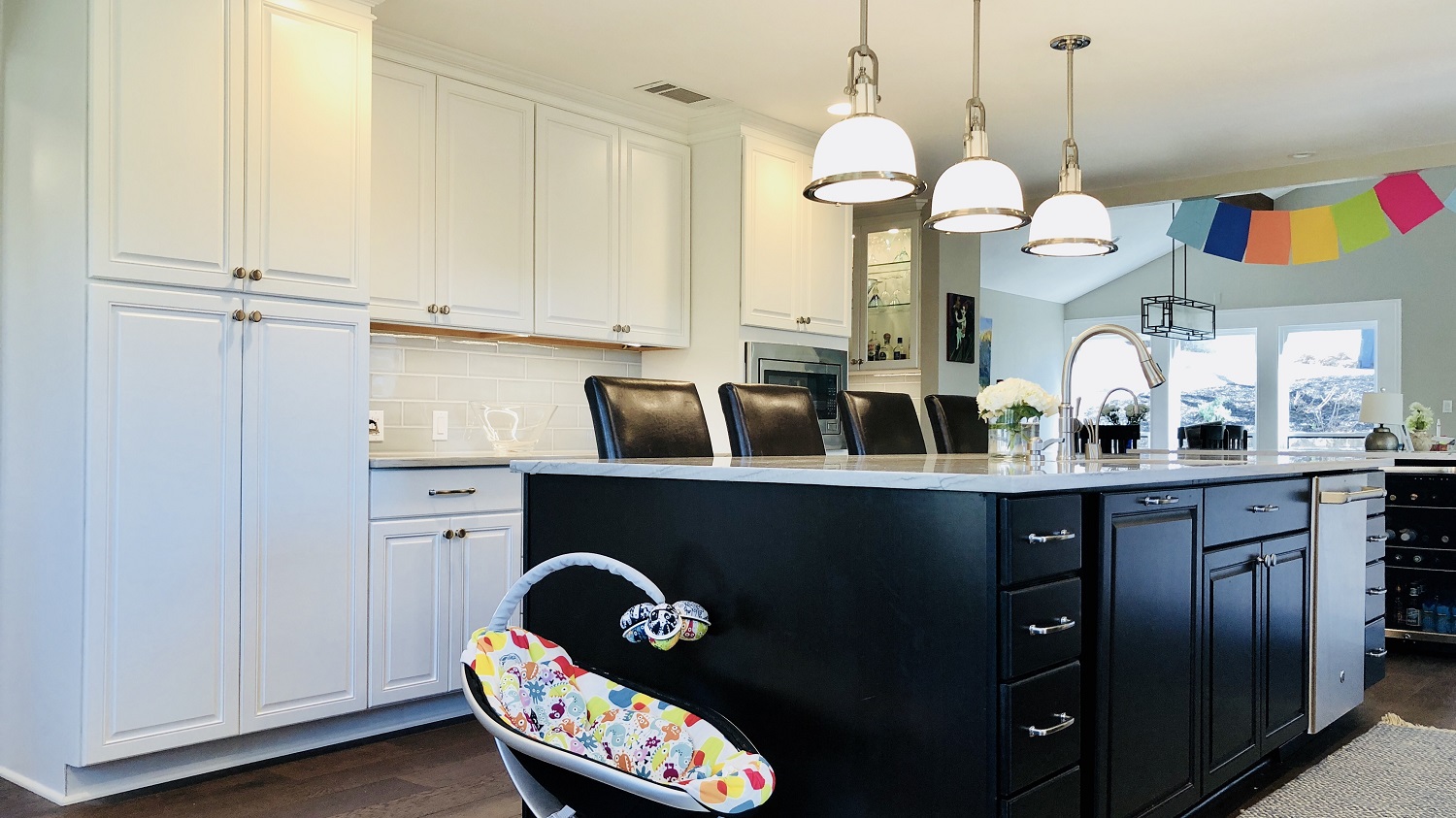 White and Black Kitchen Cabinets