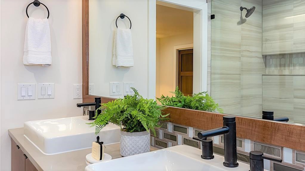 Austin Gut-Remodel Master Bath Vanity Sinks.jpg
