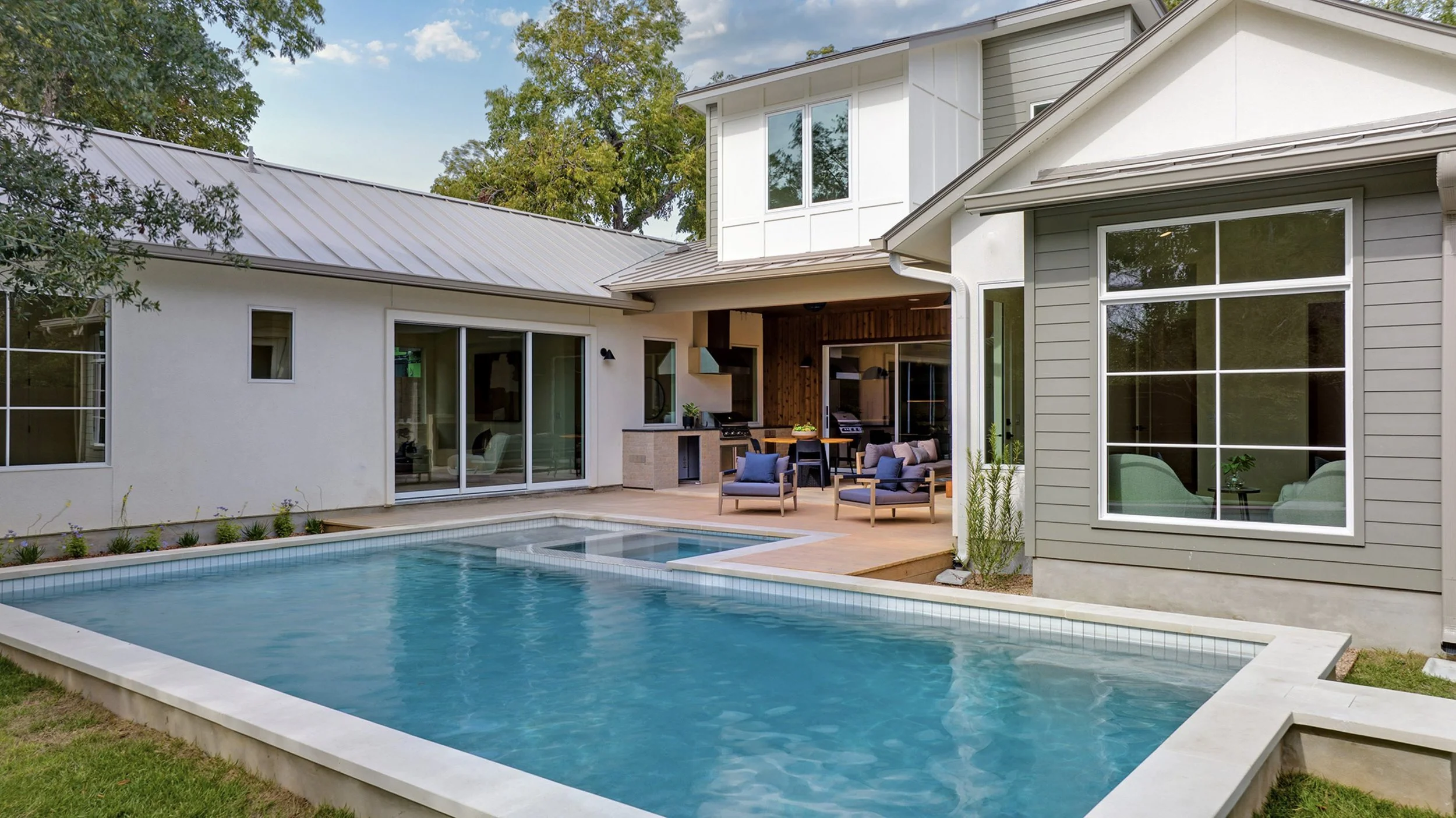 Park View exterior back 5.jpg