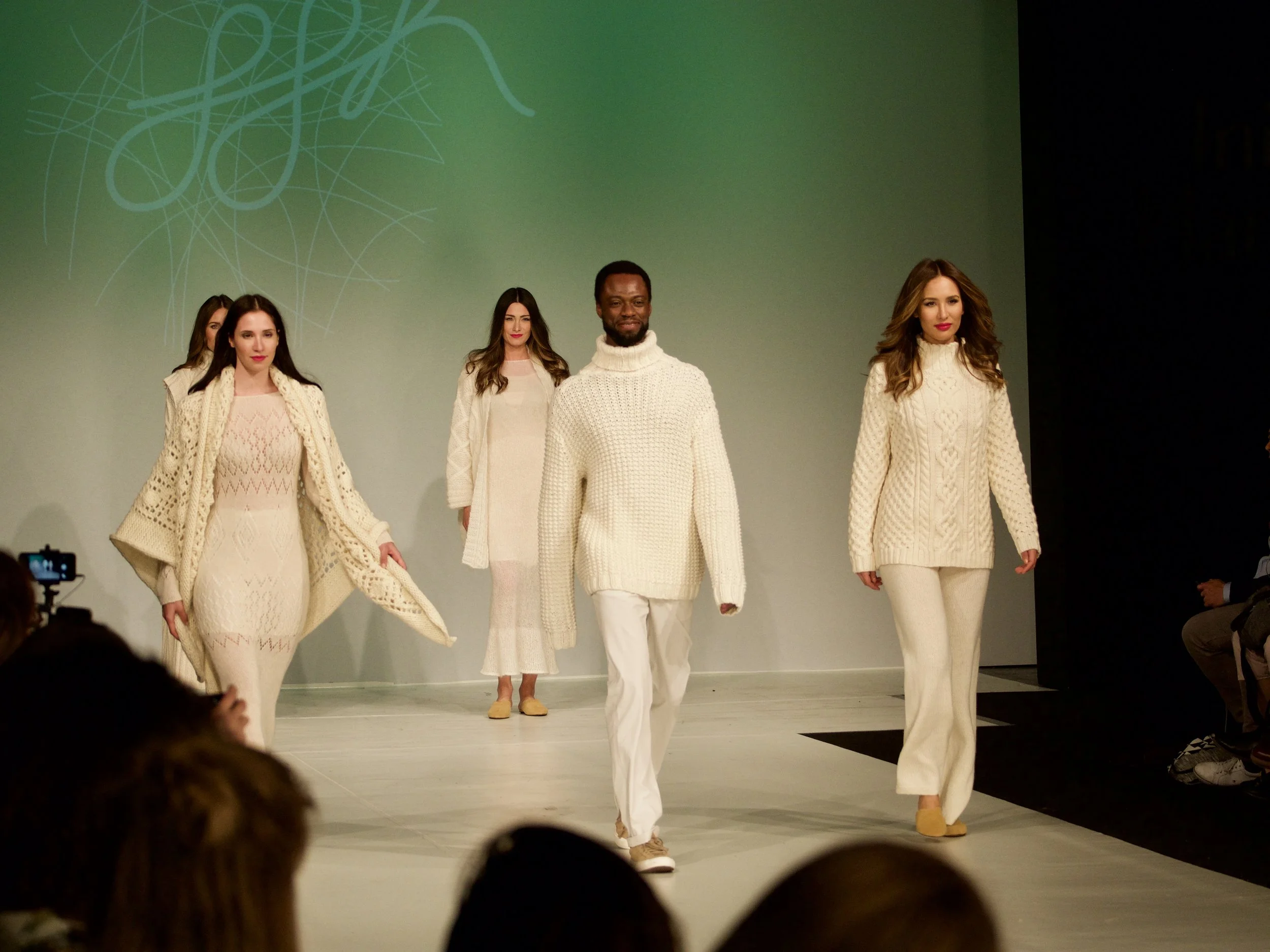 ggh Wolle/ Rebecca Magazin Hamburg