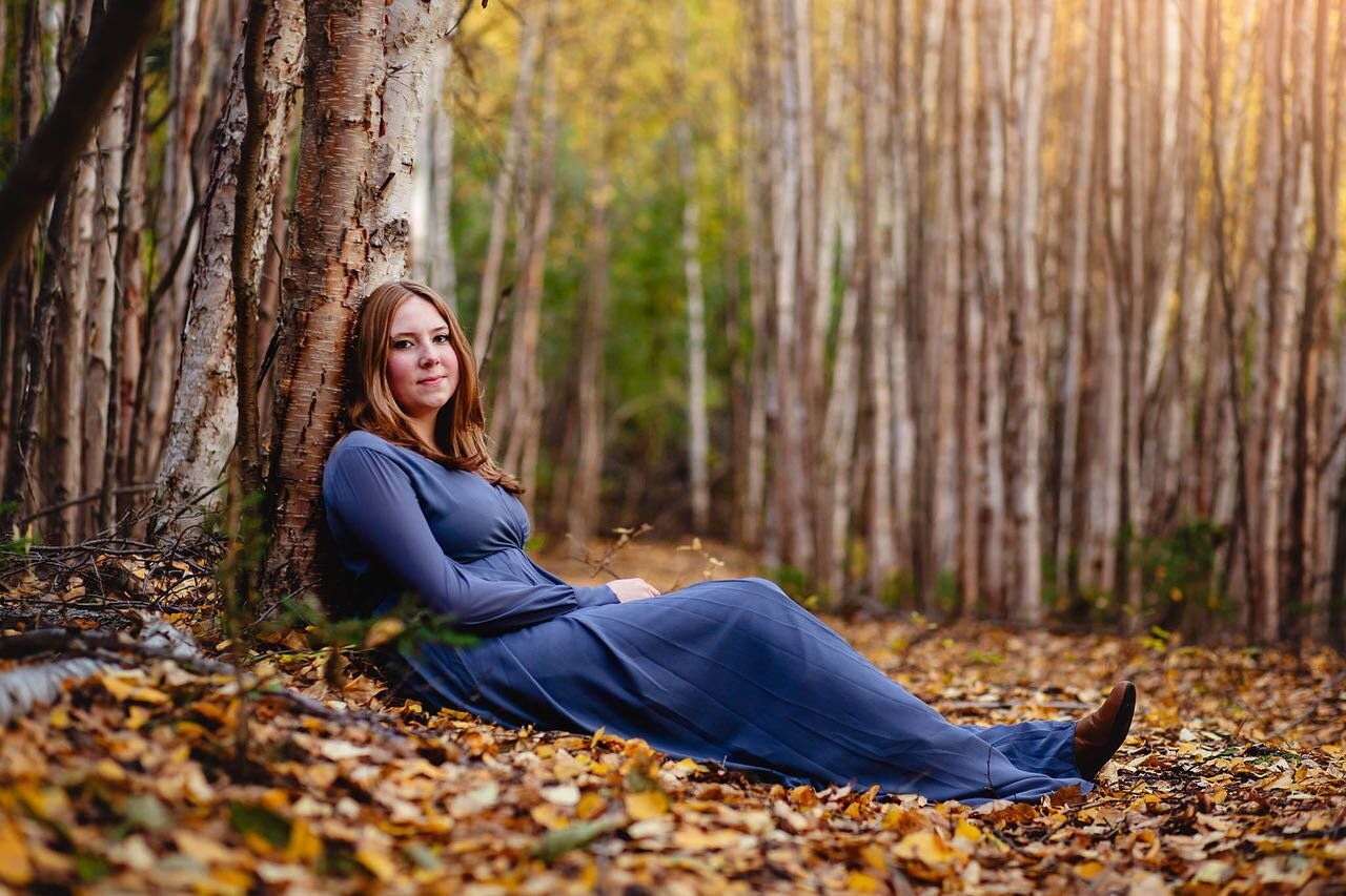 The carpet of leaves and this beautiful gal give off such a fairytale vibe. I wish fall lasted just a little longer!