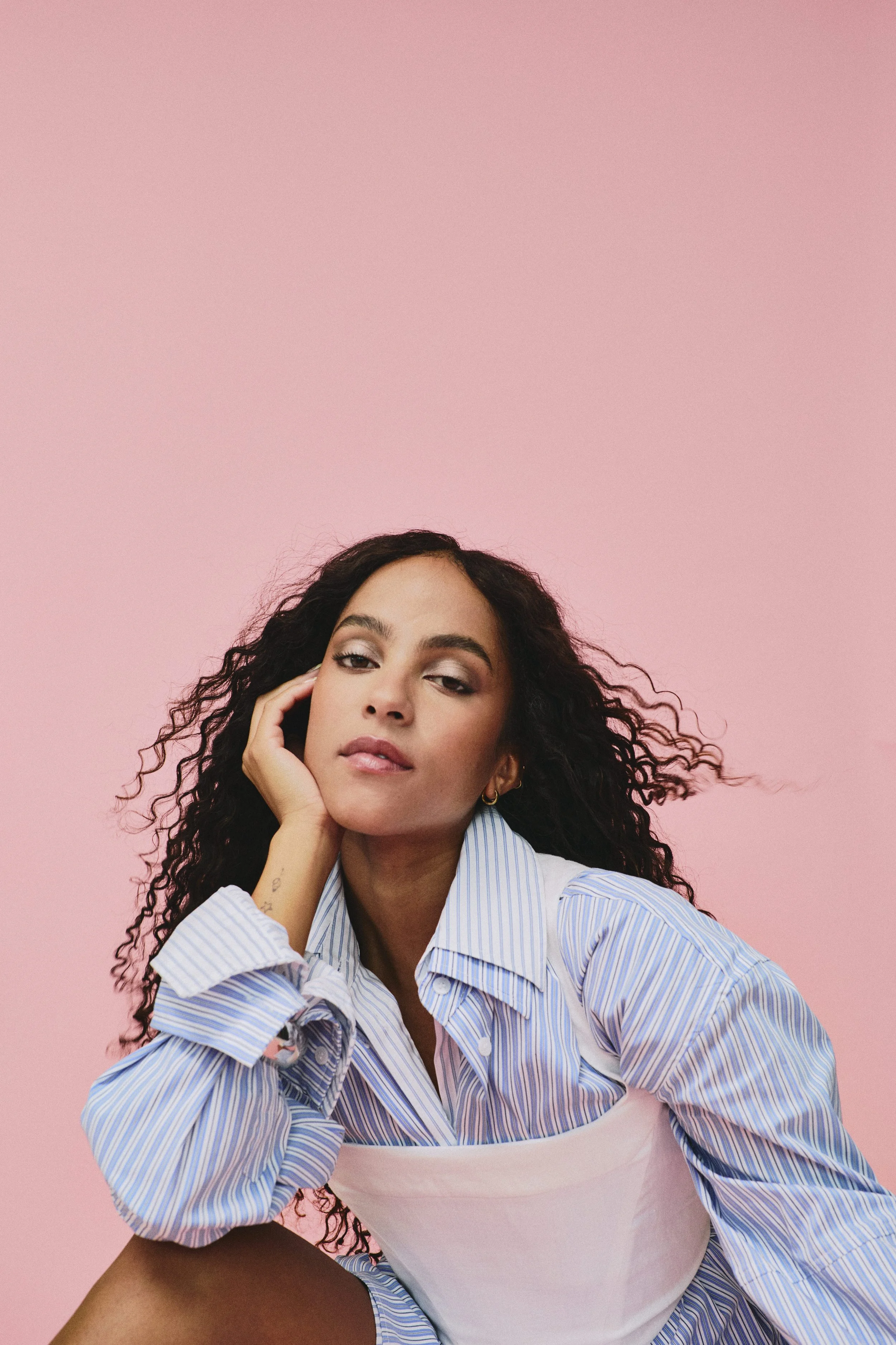 Lou Llobell14072_Ejatu Shaw©.jpg