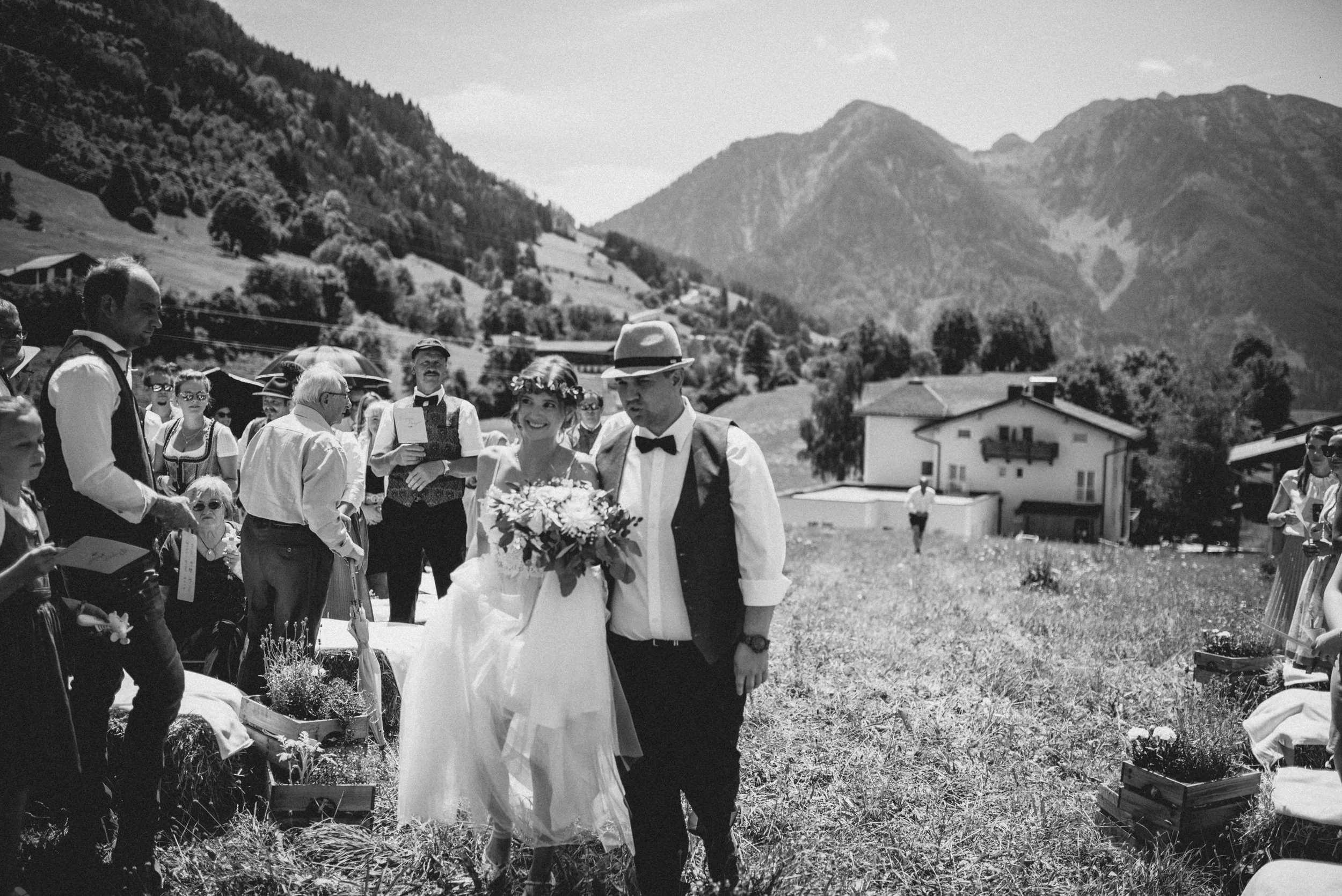 Berghochzeit-Dienten-Deantnerin-MissFrecklesPhotography-36.jpg
