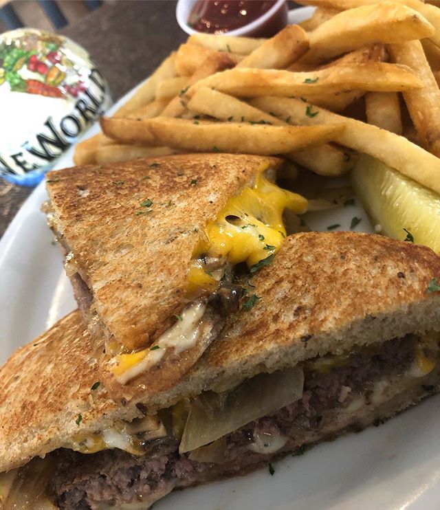Patty melts are now on the menu! Just think burger..... but better 👌🏻 #restaurant #sandwich #newworlddeli #neworldeli #food #foodporn #yummy #eat #atx #austin #texas #austinfood #yum #burger #meat