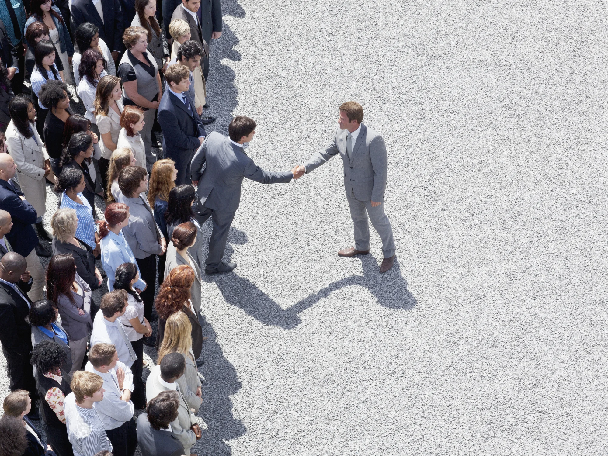 Зачинщики толпы. Зачинщики толпы. Зачинщики толпы. Паника в толпе. Зачинщики толпы.