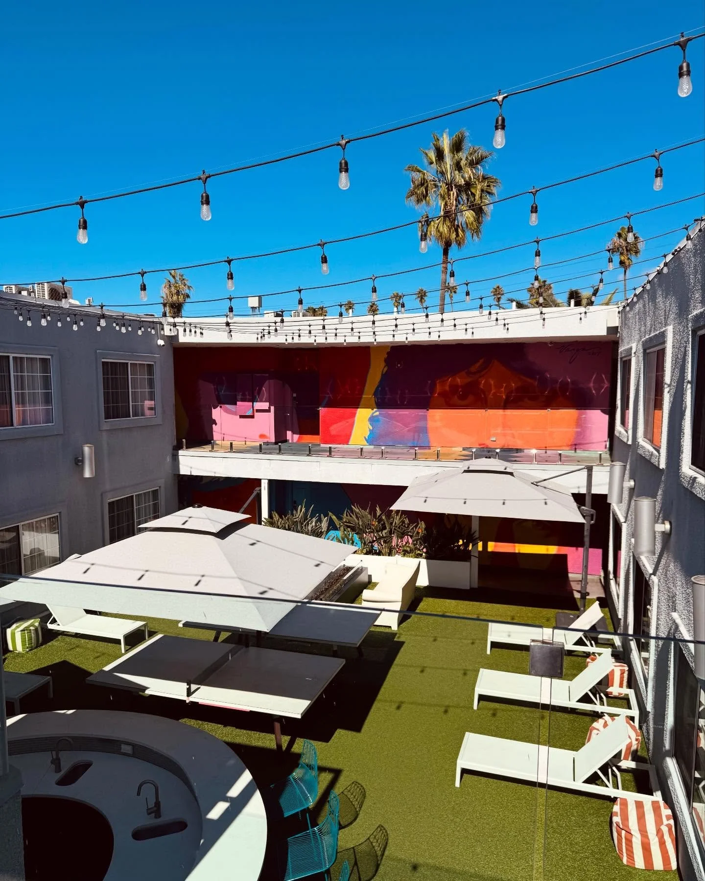 February has been full pedal to the metal!
Home stretch is LA Art Week and we&rsquo;re going all out at @startupartfair at The Kinney Hotel in Venice.&nbsp;Excited to co-curate&nbsp;&lsquo;Jardin Dinner Party&rsquo; with ASP x TBP featuring both LA &