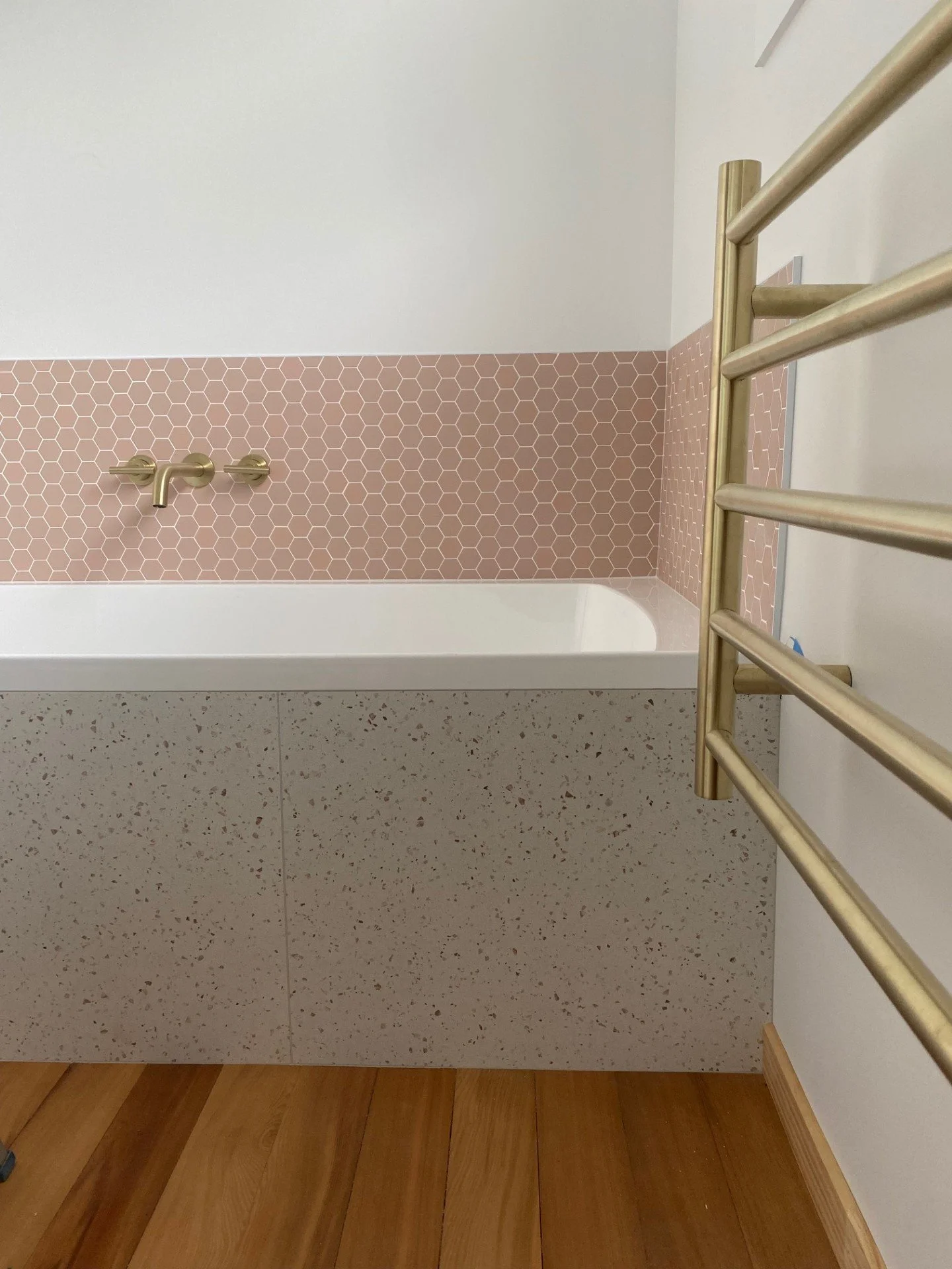 Arends Bathroom 2.jpg