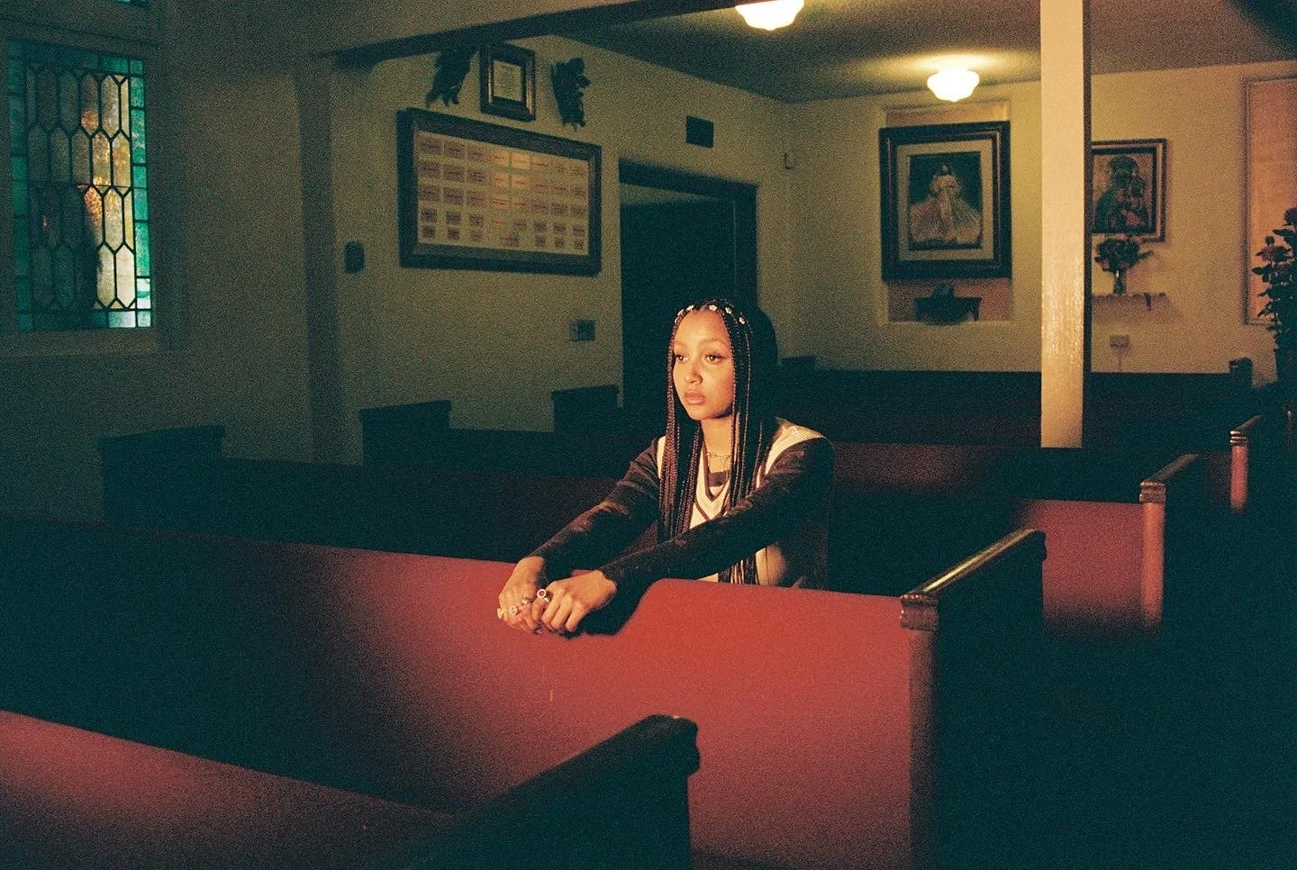 PinkPantheressbyPetraCollins(1).jpg