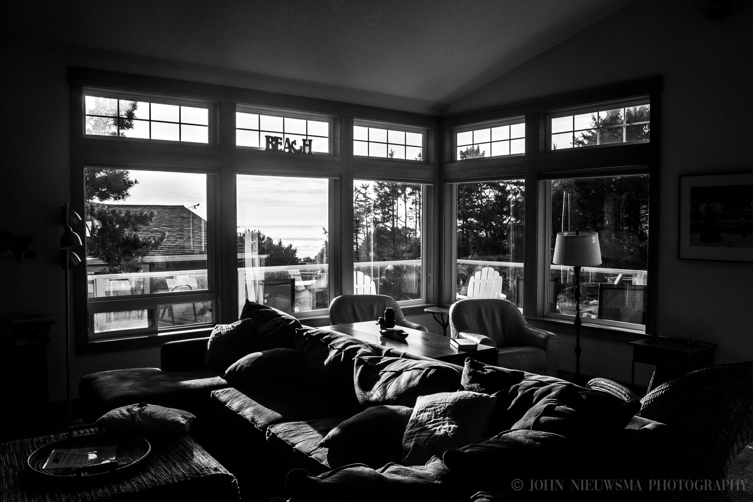 Tillamook beach house living room