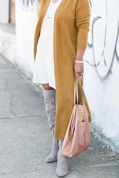 banana-republic-bag.jpg