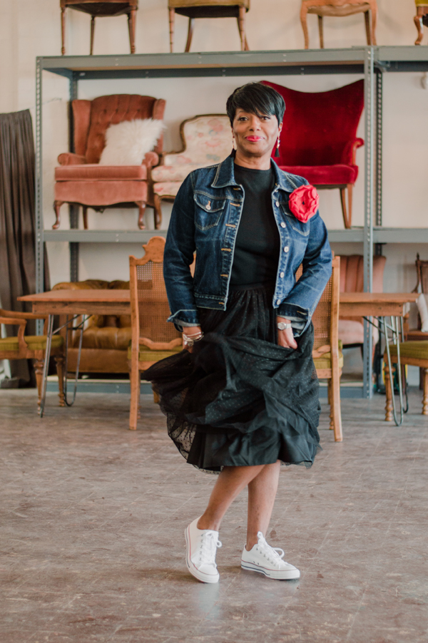 tulle skirt with converse sneakers