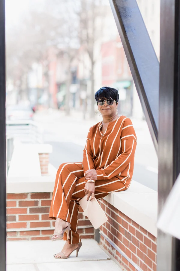 stripe-suit-zara.jpg
