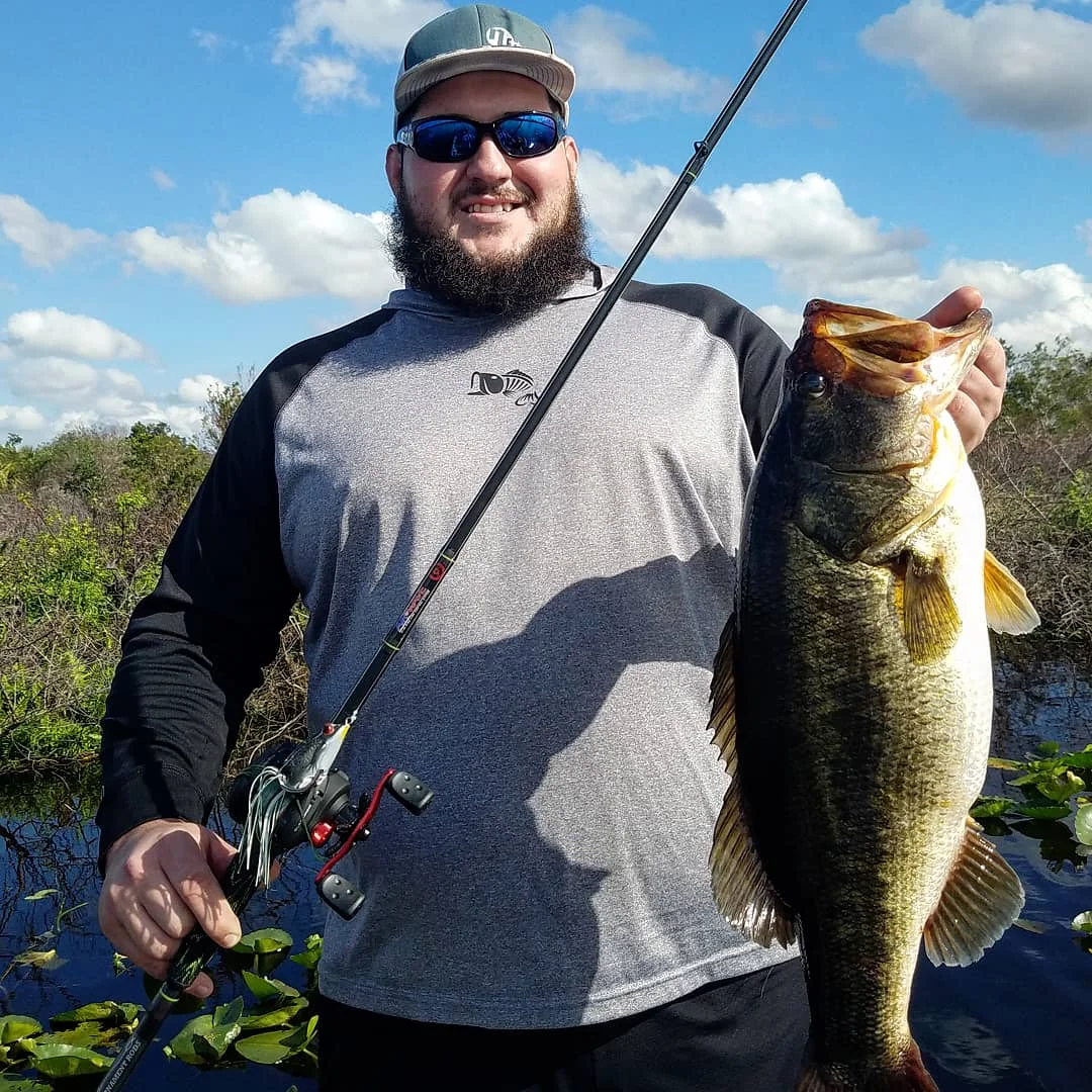 Jesse Smith - Blake's brother with a 10 pound Kissimmee Giant!